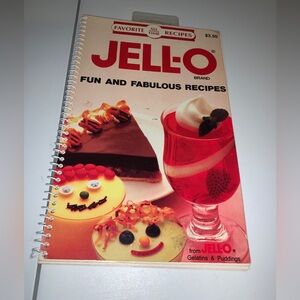 ☀️Vintage 1980s “Jell-O Fun And Fabulous Recipes” Booklet GUC